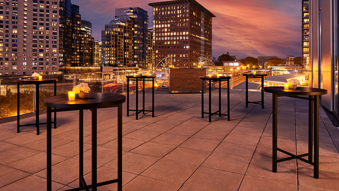 bossea-omni-boston-seaport-elevate-terrace